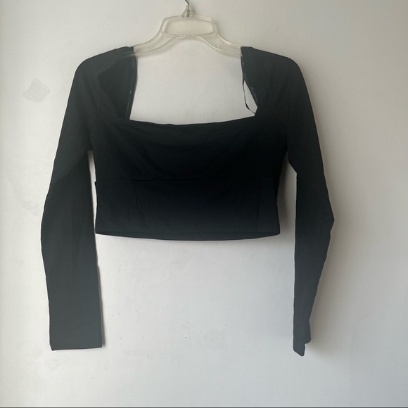 Princess Polly Tilly Black Long Sleeve Crop Top 8 - Picture 8 of 8